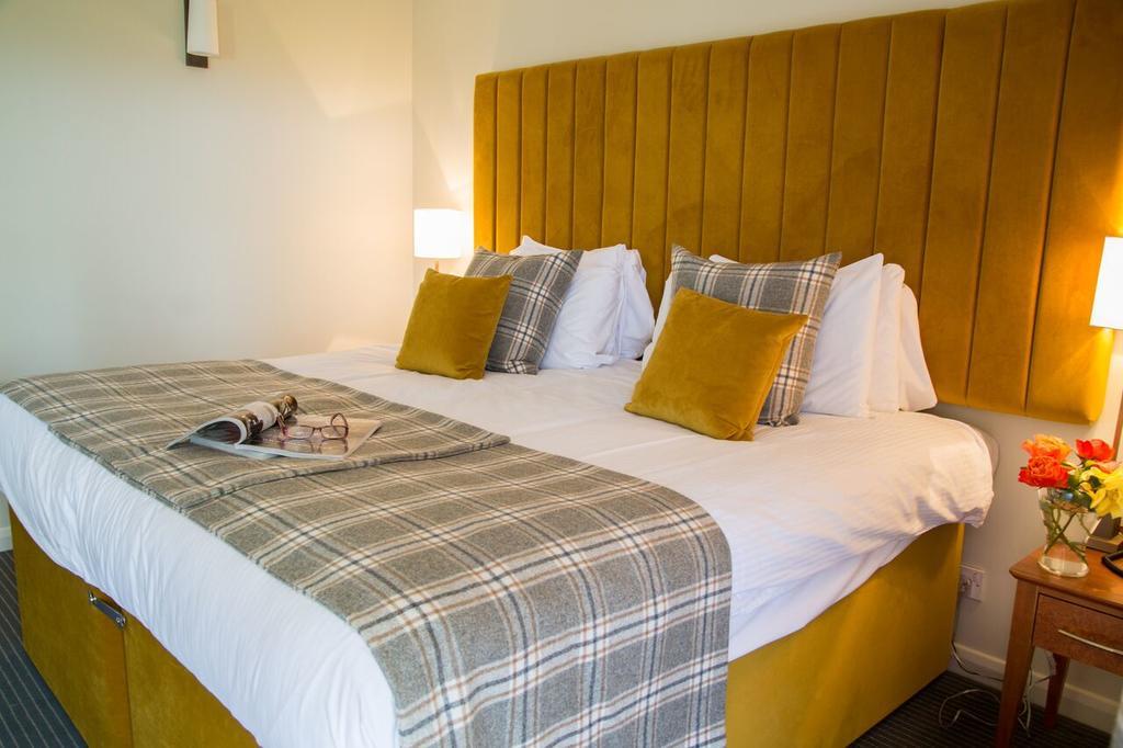 Old Manor Hotel Lundin Links Luaran gambar