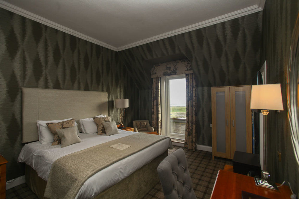 Old Manor Hotel Lundin Links Luaran gambar